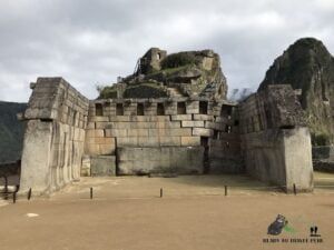 PLAZA SAGRADAMACHUPICCHU CIRCUITO 1 300x225 - Tours in Machu Picchu