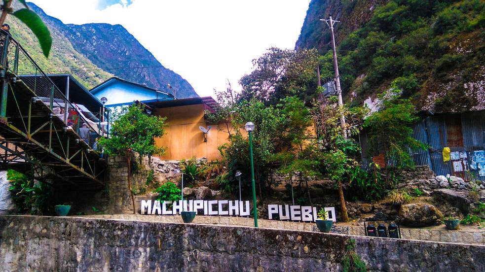 Plaza Manco Capac Aguas Calientes - What to do in Aguas Calientes Machu Picchu | what to see and visit